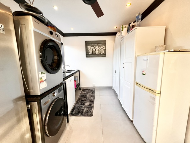 3 Bedroom Property for Sale in Plattekloof Glen Western Cape